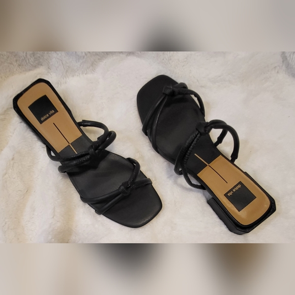 Dolce Vita Shoes - Dolce Vita Hensla sandals size 7.5